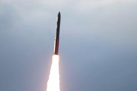 Россия запустила межконтинентальную баллистическую ракету