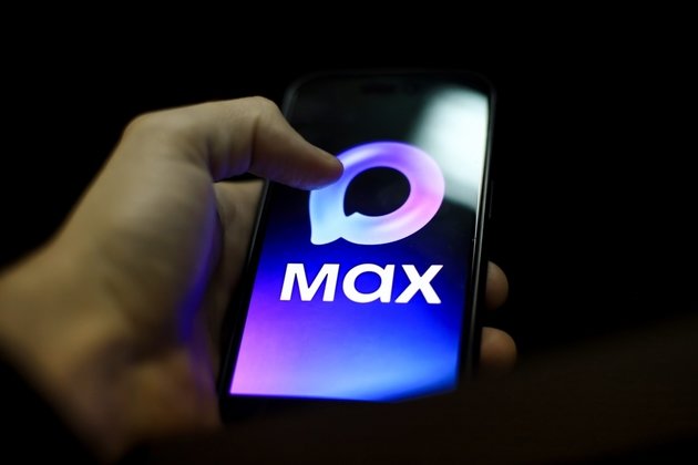 Мессенджер Max