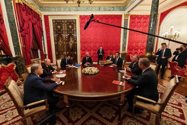 Встреча Владимира Путина со спецпосланниками президента США