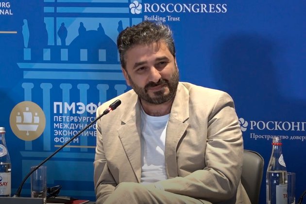 Режиссер Сарик Андреасян