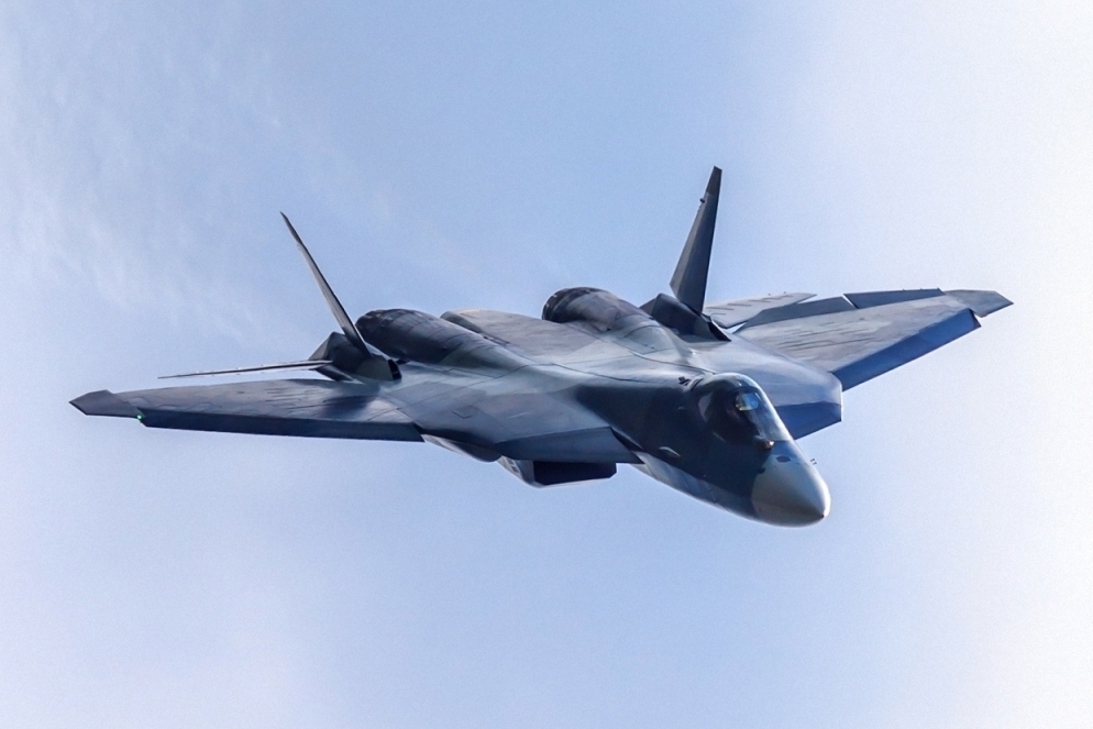 Россия показала в Египте «полуракету-полудрон» к Су-57