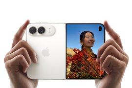 Apple презентовала первый складной смартфон