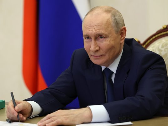 Президент Владимир Путин