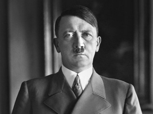 Адольф Гитлер